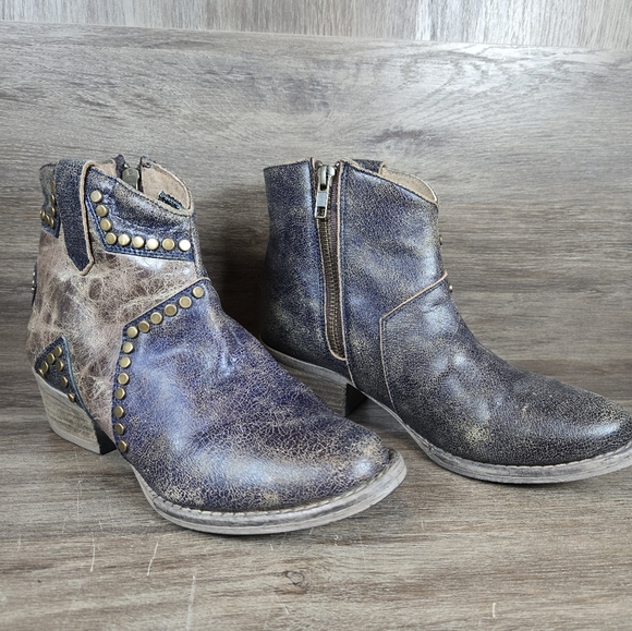 Circle G Western Boho Studded Distressed Ankle Boots Blue Tan Star By Coral Sz 6 - Picture 8 of 13